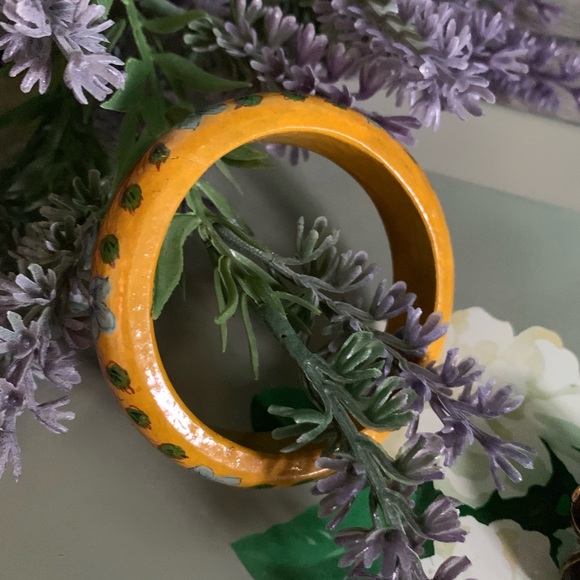 Vintage Floral Jewelry Bundle - Picture 6 of 7